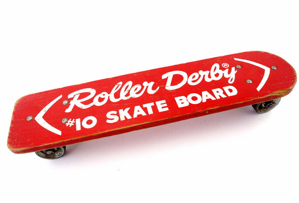 Skateboard Vintage Roller Derby Des Années 50 - Bois Rouge Avec Roues En Métal - Collection