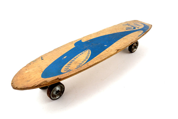 【希少ヴィンテージ】NASH スケートボード Shark 1960年代〜　当時物 Vintage Nash Shark Skateboard in Wood with Light Blue Shark (c