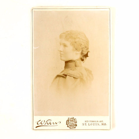 Antique Photograph Cabinet Card of Young St. Louis Missouri Woman (c.1893) - thirdshift