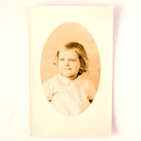 Antique Photograph Post Card of Young Girl (c.1900s) - thirdshift