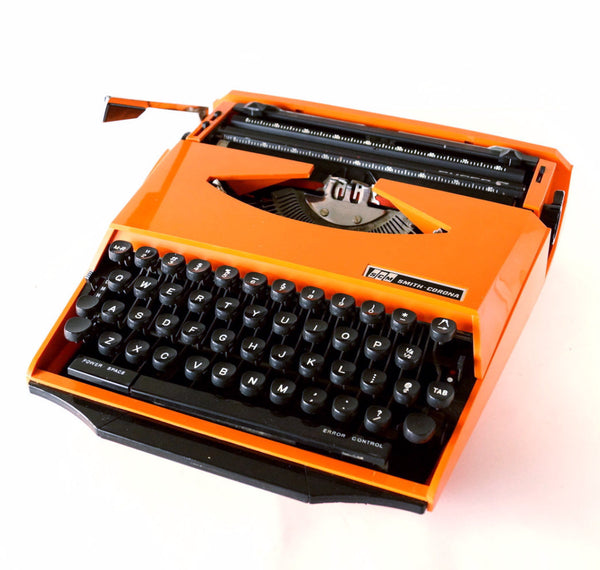 Vintage Smith Corona Karmann Ghia Super G Portable Typewriter (c