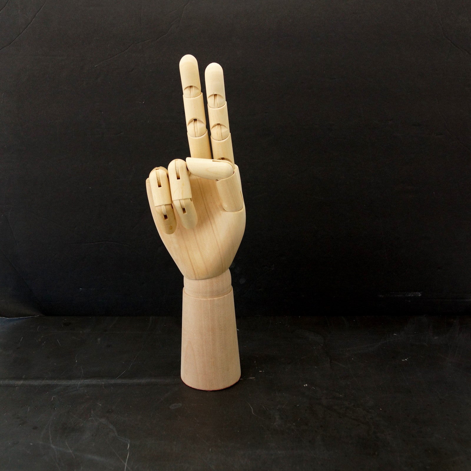 Wood Manikin / Mannequin Hand (12 high)