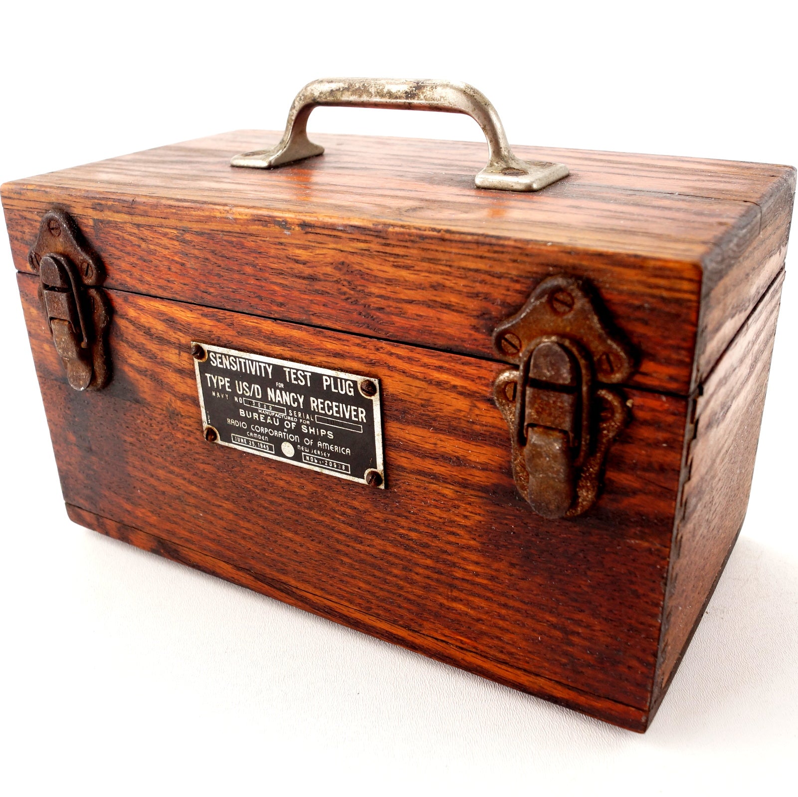 Vintage wooden box with lid