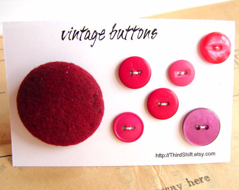 Vintage Buttons in Burgundy Pink (Set of 7) "The Boones Farm Sangria Set" (c.1960s) - thirdshift