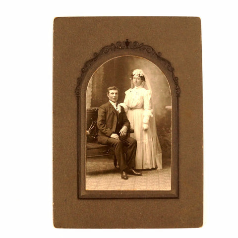 Antique Photograph Cabinet Card of Wedding Couple (c.1890s) - thirdshift