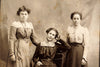 Antique Photograph Cabinet Card of Three Woman from Iowa (c.1890s) - thirdshift