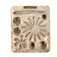 Vintage Fun Flowers Creepy Crawler Mold for Mattel Thingmaker #4520-051 (c.1966) - thirdshift